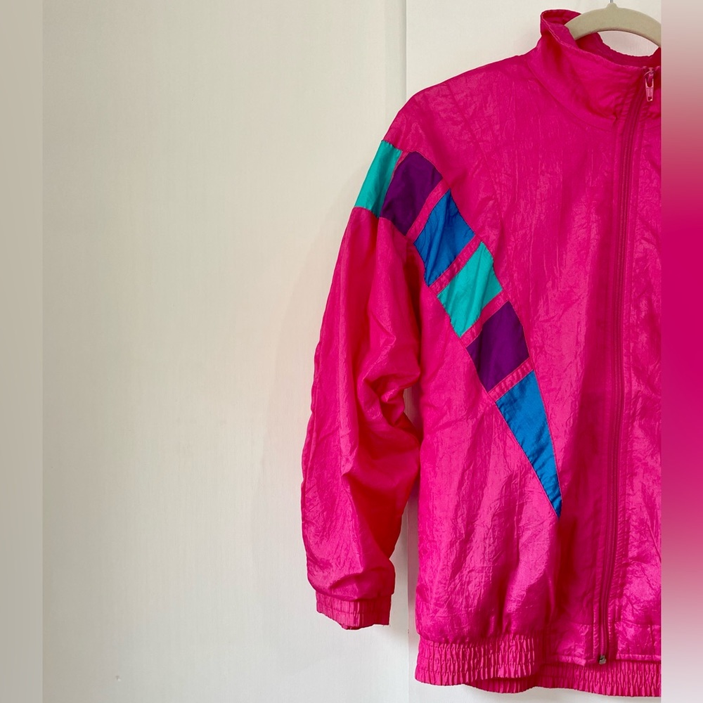 Lavon Pink Windbreaker - Picture 2 of 9